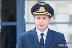 Пресс-конференция по аварийной посадке рейса U6178 в Подмосковье. Екатеринбург, юсупов дамир