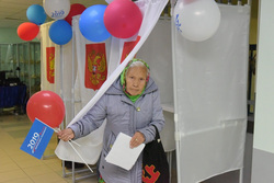 До окончания выборов в округе осталось чуть больше часа