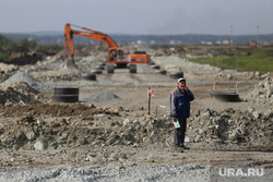 Закладка первого камня перед началом строительства микрорайона "Солнечный". Екатеринбург, строительство дороги, новый район, большая стройка