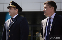 Пресс-конференция с командиром воздушного судна "Уральских авиалиний" A321 Дамиром Юсуповым и старшим бортпроводником Дмитрием Ивлицким. Екатеринбург, дамир юсупов