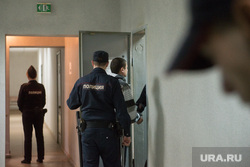 Суд над полицейскими ОВД Заречный в Ленинском районном суде. Екатеринбург, конвой