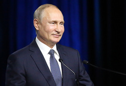 Владимир Путин на GMIS 2019. Екатеринбург, портрет, stock