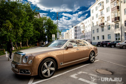 Ресторан "Ребра". Екатеринбург, автомобиль, бентли, bentley