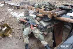 Фотографии с передовой. Украина. ДНР, солдат, война, блиндаж, окоп