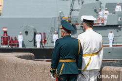 Виды Санкт-Петербурга. Санкт-Петербург, моряки, офицеры вмф