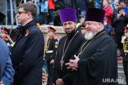 Парад 9 мая. Пермь, священнослужители, литовка андрей