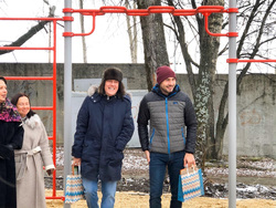 Игорь Заводовский и Антон Шипулин открыли три площадки для занятий по воркауту