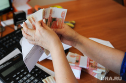 Россиянам предсказали уменьшение зарплат при четырехдневке