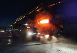 В Челябинске горел компрессорный завод