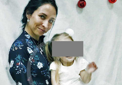 Уралочка и ее дочка, которую в машине увезли коллектры