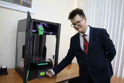 В Нижнетагильском технологическом институте лабораторию оборудовали 3D-принтерами и 3D-сканером