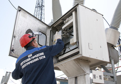 Сотрудники СГЭС готовят электросети к усиленной нагрузке и холодам