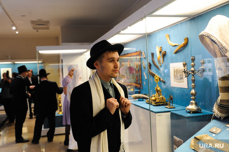 Выставка об иудаизме «Для Торы, для свадьбы и для добрых дел». Иудаизм. Челябинск