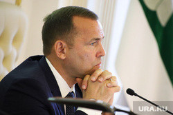 Заседание правительства.  Курган , шумков вадим, портрет