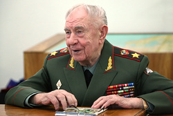 Дмитрий Язов занимал пост министра обороны СССР с 1987 по 1991 годы