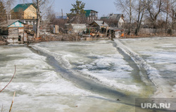Фоторепортаж с мест подтопления во время паводка.
Курган., снег, река тобол, потоп, дом, весна, лед