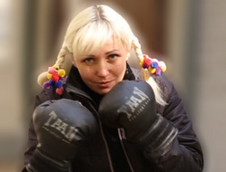 Сейчас Екатерина Конопенко занимается с детьми на общественных началах