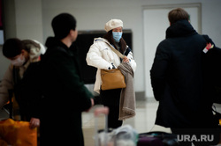 Ситуация в аэропорту Кольцово в связи с эпидемией коронавируса в Китае. Екатеринбург, аэропорт кольцово, аэропорт, китайцы, медицинская маска, коронавирус