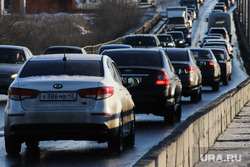 Галкинский мост. Курган, автомобили, пробка, затор на дороге, машины