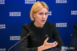 Заседание президиума генерального совета политической партии «Единая Россия». Москва, портрет, аршинова алена