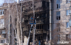 Последствия от взрыва газа в доме № 19 на улице Доменщиков. Магнитогорск