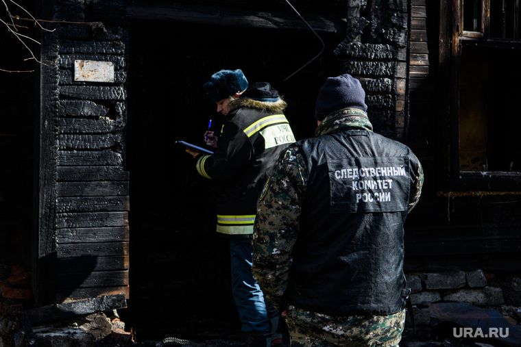 Последствия пожара на улице Омская, 91. Екатеринбург