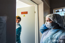 Дополнительная лаборатория для выявления коронавирусной инфекции в Челябинске на базе Областного центра по профилактике и борьбе со СПИДом. Челябинск, лаборатория, прием анализов, эпидемия, врач, лаборатория