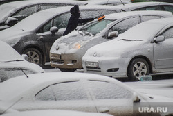 Снегопад. Тюмень, снегопад, парковки, машины в снегу
