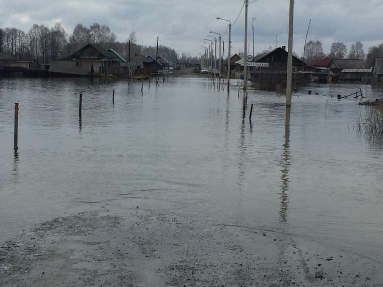 По данным администрации Вагайского района, в деревне Малые Конданы затоплет один дом и 17 придомовых территорий