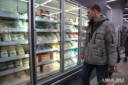 Гипермаркет Семья в Перми Ассортимент товаров и виды магазина, покупатель, пельмени, магазин
