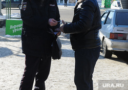 Ликвидация незаконно установленного киоска. Снос. Челябинск, гастарбайтер, участковый, проверка документов