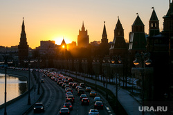 Пробки в городе. Москва, машины, пробка, трафик, город москва, автомобили, автотранспорт