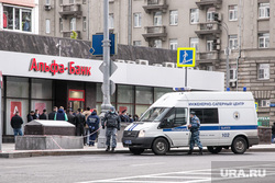 Захват заложников в отделении "Альфа банка" на Земляном валу. Москва, саперы, альфабанк, захват заложников, инженерно-саперный центр
