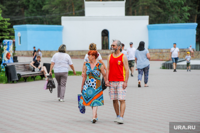Парк Гагарина после снятия ограничений по эпидемии коронавируса. Челябинск