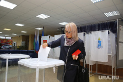 выборы Тюменского губернатора 9 сентября 2018, Ноябрьск, ЯНАО, выборы, бюллетени, голосование, урна для голосования