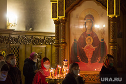 Ночное пасхальное богослужение в Кафедральном соборе. Магнитогорск, икона, церковь, церковная служба
