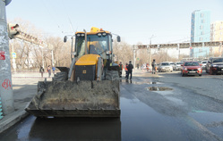 Проезд в центр с улицы Космонавтов закрыт