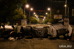 Последствия боевых действий в Мариуполе. Украина, баррикады, мариуполь
