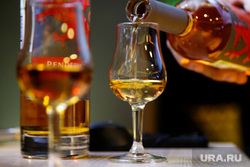 Дегустация виски в ресторане Panorama ASP. Екатеринбург, виски, бокал, алкоголь, крепкий напиток, коньяк