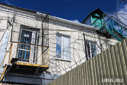 Открытие сквера памяти ветеранам ВОВ тружеников тыла и ветеранов Уголовно-исполнительной системы. Курган, колючая проволока, исправительная колония 1