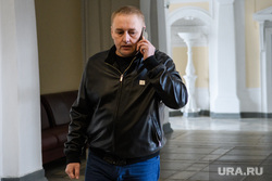 Шестой день протестов против строительства храма Св. Екатерины в сквере около драмтеатра - встреча Александра Высокинского с инициативной группой. Екатеринбург, альшевских андрей