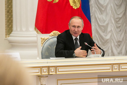 Встреча Владимира Путина с рабочей группой по внесению поправок в Конституцию РФ. Москва, путин владимир