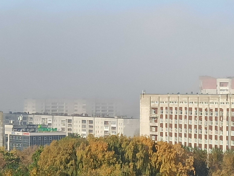 Густой туман накрыл всю Пермь
