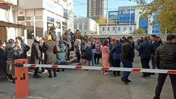 Представители азербайджанских общин Урала приехали в Екатеринбург для продления своих загранпаспортов