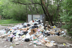 Старые общежития в Кургане, мусор, свалка, помойка