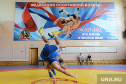 Постановочная тренировка по греко-римской борьбе главы регионального исполкома партии Единая россия Алексея Малофеева. Челябинск, малофеев алексей, греко-римская борьба