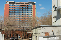 Здание строящейся гостиницы возле Екатеринбург-Арены, гостиница, отель hyatt, строительство