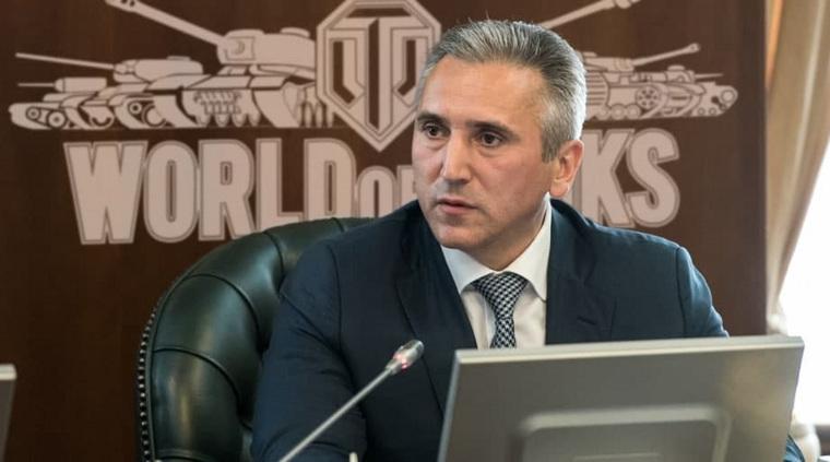 Губернатор Тюменской области Александр Моор впервые принял участие в киберчемпионате
