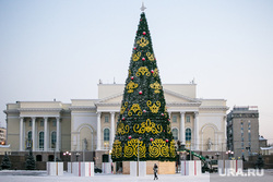 Главная елка. Тюмень, зима, театр, новогодняя елка, тюменский драматический театр, тбдт