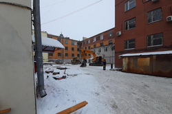 Власти заморозили конфликт вокруг здания в центре Екатеринбурга. Но застройщик готов спорить